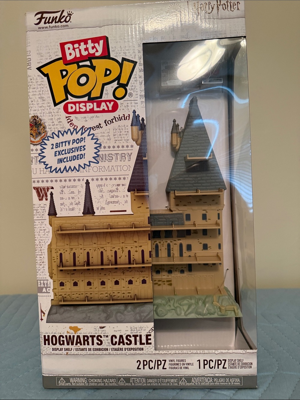 Funko Bitty Pop! Display Hogwarts Castle - Tan, Blue, White - Picture 9 of 9